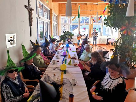 wohnheim fasching feier